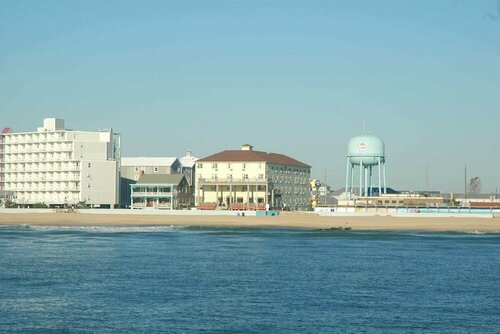 Harrison Hall Hotel, Забронировать Отель Отели Оушен-Сити с бассейном, рядом с Ocean City Harbor, Бассейн