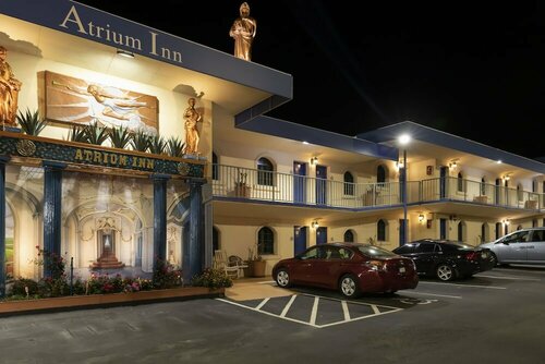 Atrium Inn, Забронировать Отель Хай-Пойнт Северная Каролина