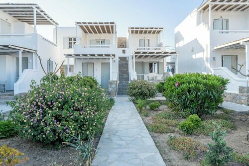 SEA SIDE APARTMENTS IN ORNOS BEACh, Забронировать Апартаменты/квартира Отели Орнос с парковкой, Парковка