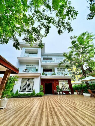 NyNa Villa Guesthouse, Забронировать Вилла Коттеджи Kampot Province, Коттедж