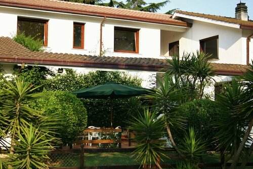 Green Oasis B&B, Забронировать Отель «постель и завтрак» Остерия Нуова Рим