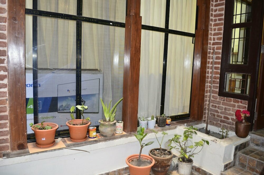 Tanani Newa Home