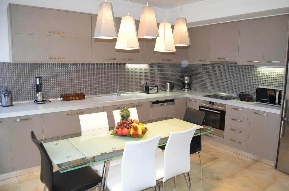 Achillion Luxury Villa