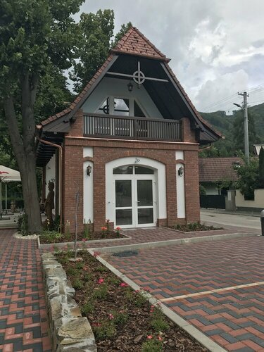 Hotel Encian, Забронировать Отель Райецке Теплице Жилина