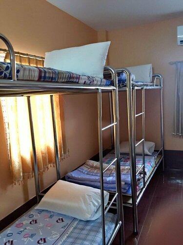 Soutchai Pakse Backpacker Hostel, Забронировать Хостел Хостелы Паксе, рядом с Pakse Bus station, Хостел