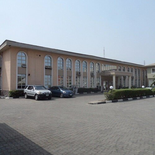 Banilux Guest House, Забронировать Гостевой дом Гостевые дома Lagos Mainland, Гостевой дом
