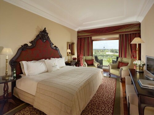 Convento do Espinheiro, Historic Hotel & Spa, Prenota Resort Hotel resort a Alentejo, Resort
