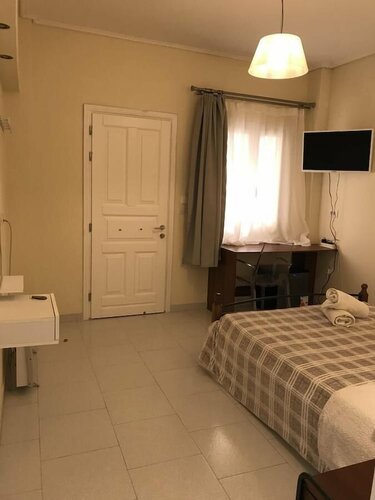 Fira home 2, Забронировать Отель Тира 