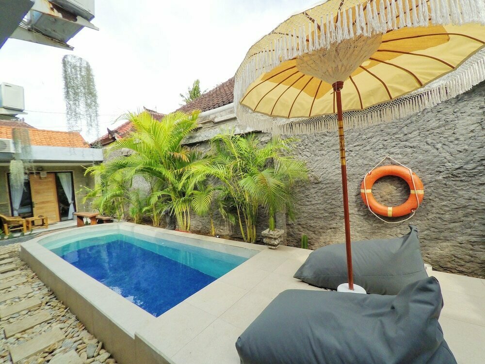 Tropical Garden Inn