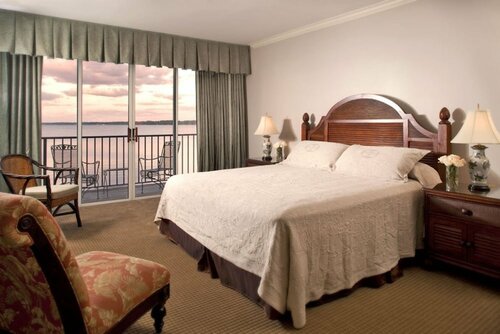 Club Continental, Reserva ahora Bed & breakfast Orange Park 