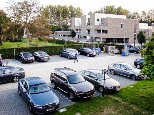 Hotel Taormina Brussels Airport, 予約 ホテル ノッセジェム Flemish Brabant