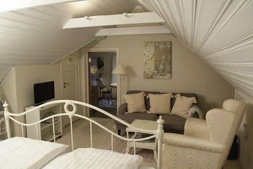 Villa Luna Breakfast Hotel, Забронировать Отель Киллеберг лен Сконе