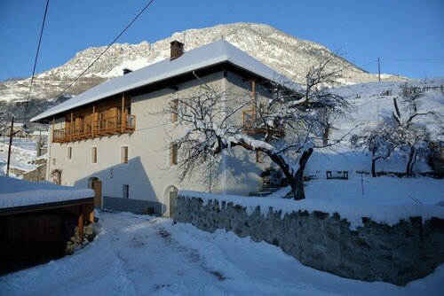 La Maison Abeil, Book Hotel Hoteller i Rhône-Alps med parkering, Parkering