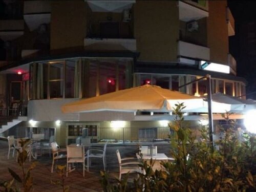 Hotel Arianna, Забронировать Отель Пинарелла Ravenna Area