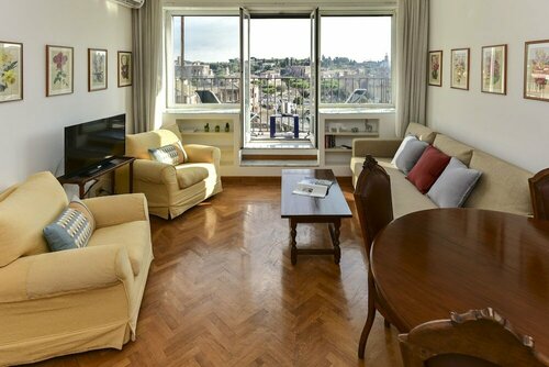 Rome at Your Feet Apartment with Terrace, Забронировать Апартаменты/квартира Апартаменты Рима, рядом с Большая синагога Рима, Апартаменты/квартира