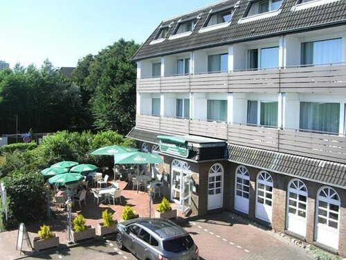 Strandhotel Salty, Забронировать Отель Отели Бюзум 3 звезды, 3*