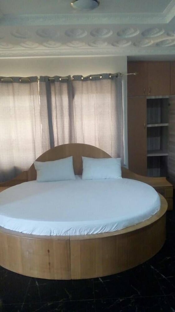 Regiboat Hotel
