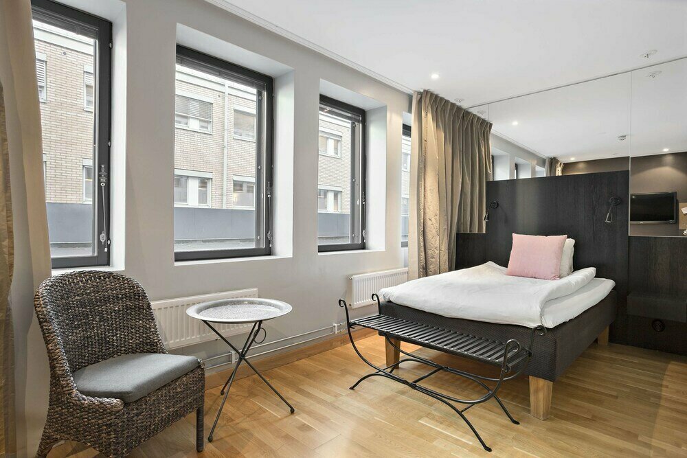 Hotel by Maude