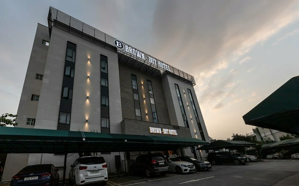 Ariana Hotel
