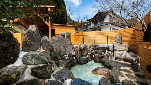 Yufuin O-Yado Yuki Onsen, Забронировать Дом для отпуска Коттеджи Оита, Коттедж