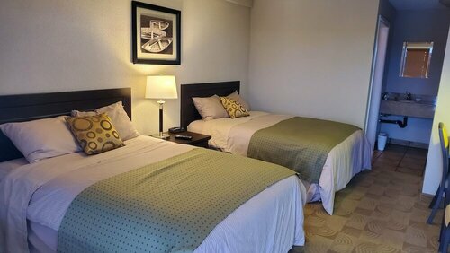 Shoreside Inn & Suites, Boek Mini-hotel Mini-hotels in Central Alberta, Mini-hotel