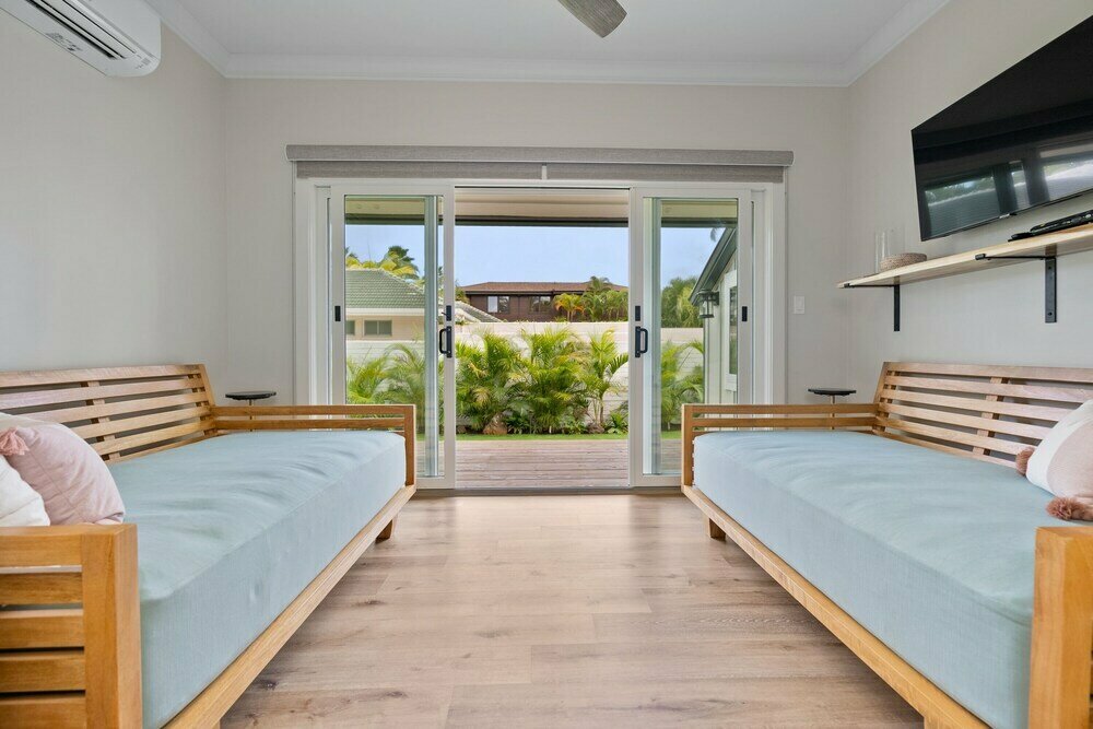 Hale Oahu Villa by Avantstay Kailua Beachfront House! Coastal Luxury!