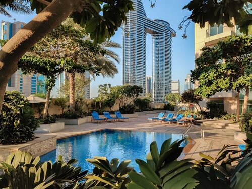 Апартаменты Stylish Opera Loft Walk to Burj Khalifa & Dubai Mall, Забронировать Апартаменты/квартира Отели Эмирата Дубая с парковкой, рядом с Green Planet Dubai, Парковка