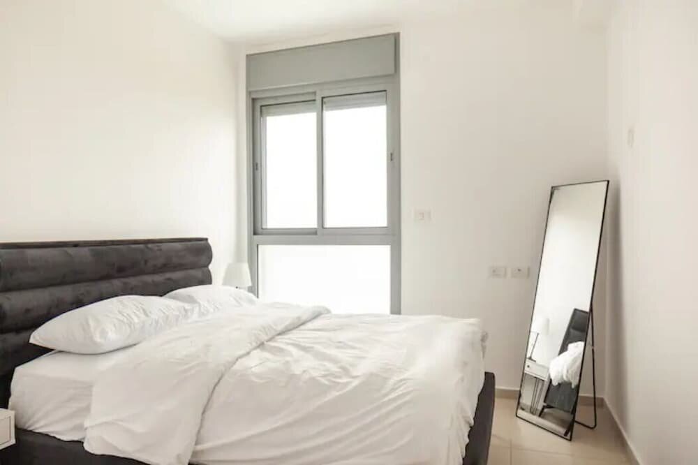 SeaPark Luxury Apartments	