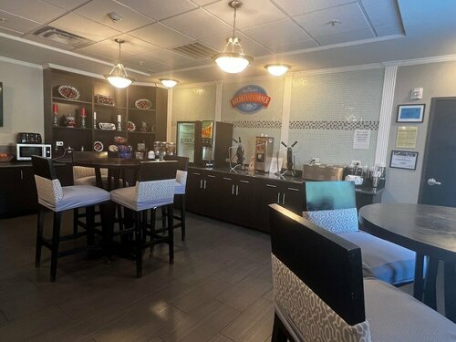 Baymont by Wyndham College Station, Забронировать Отель Колледж-Стейшн штат Техас