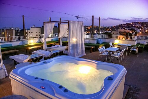 Hotel Lis, Book Hotel Cala Major Palma, nær Es Genetó