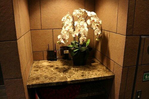 Hotel Sun Plaza Sakai / Vacation STAY 80535, Забронировать Отель Отели префектуры Осаки с парковкой, Парковка