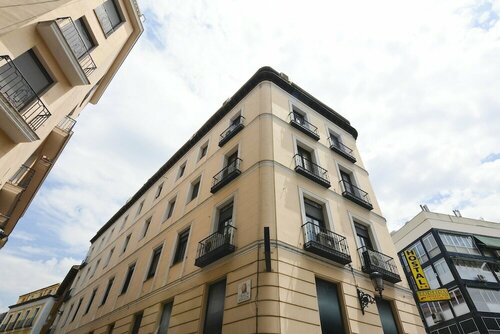 Hostal Edreira, Забронировать Хостел Хостелы Мадрида, рядом с Здание Grassy, Хостел