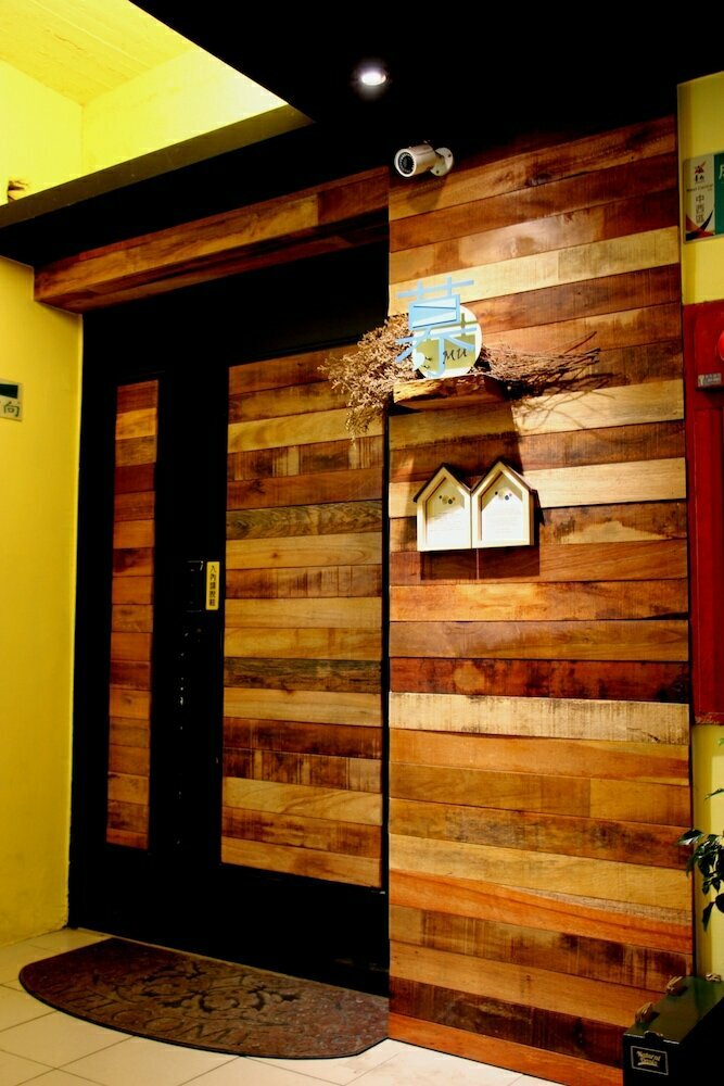 At Tainan Bed and Breakfast