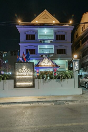 Sinaka Angkor Hotel, Забронировать Отель Недорогие отели Сиемреап, рядом с Lucky Mall Siem Reap, недорого