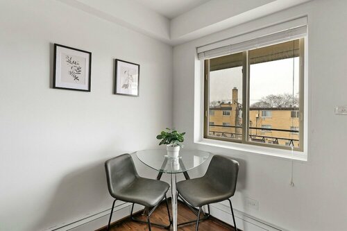Lush 1BR Apt in Quiet Arlington Heights, Book Hotel Arlington Heights 