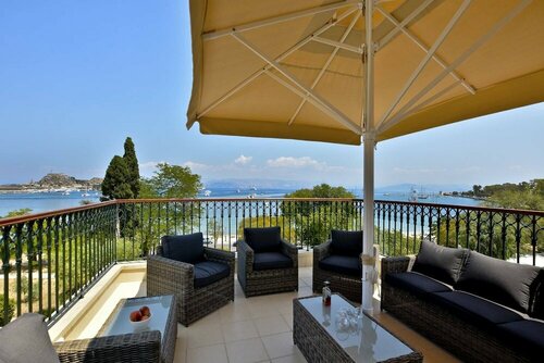 Luxury Bay View by Corfuescapes, Забронировать Апартаменты/квартира Рода Корфу, рядом с Музей Соломоса