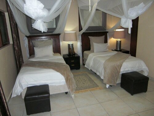 Shamba Lodge, Prenota Hotel Kitwe 