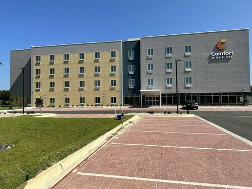 Comfort Inn & Suites Destin near Henderson Beach, Забронировать Отель Дестин Emerald Coast