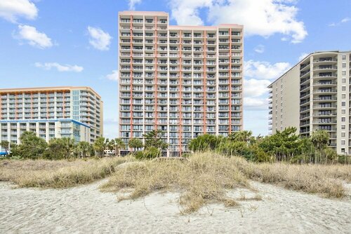 1BR Oceanfront condo with Pool & Balcony, Забронировать Отель Отели Миртл-Бич с парковкой, Парковка