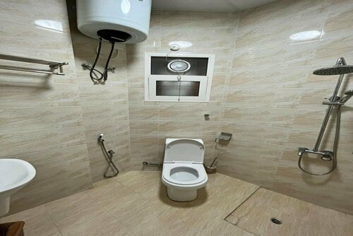 Super OYO 144 Al Tawasi Furnished Apartments, Rezerwuj Apartament Hotele w Salala z parkingiem, Parking