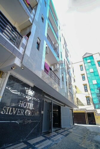 Roomshala 031 Silver Crown Sector 23, Забронировать Отель Нойда штат Уттар-Прадеш