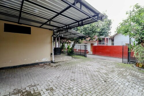 Homestay Damandiri Prambanan Syariah, Book Hotel Hotels in Yogyakarta Province with Parking, Parking