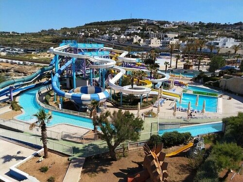 Brand New Designer Finished Apartment, Central Location, Reservar Apartamento Il-Gżira Malta