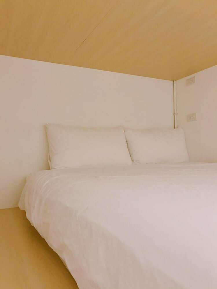 PlainStay Hostel