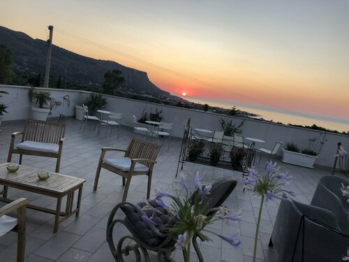 Casale Belvedere, Брондау Қонақ үй Valderice қаласындағы төсек алаңы бар қонақ үйлер, Тоқтау алаңы