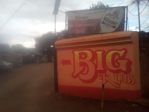 Big Klub Restaurant, Book Pension Hoteller i Eastern Province med parkering, Parkering