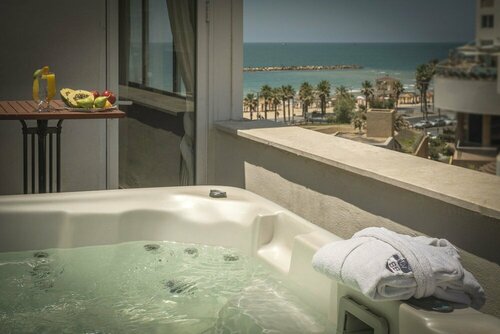 Tlv 88 Sea Hotel