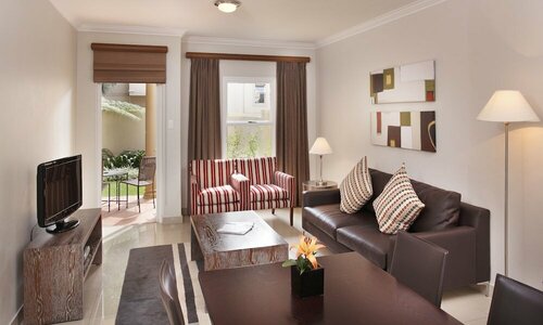 The Capital Villa, Reservar Vila Hotéis em Gauteng com Piscina, Piscina