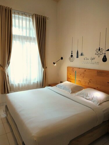 Retropointbnb, Varaa Hotelli West Java hotellit, joissa on pysäköinti, Pysäköinti