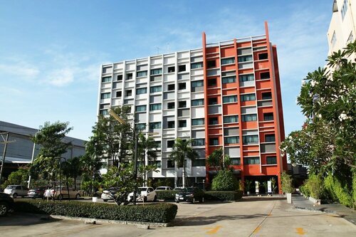 KOS Hotel Suvarnabhumi Airport, Rezervovat Hotel Hotely v Central Thailand s parkováním, Parkování